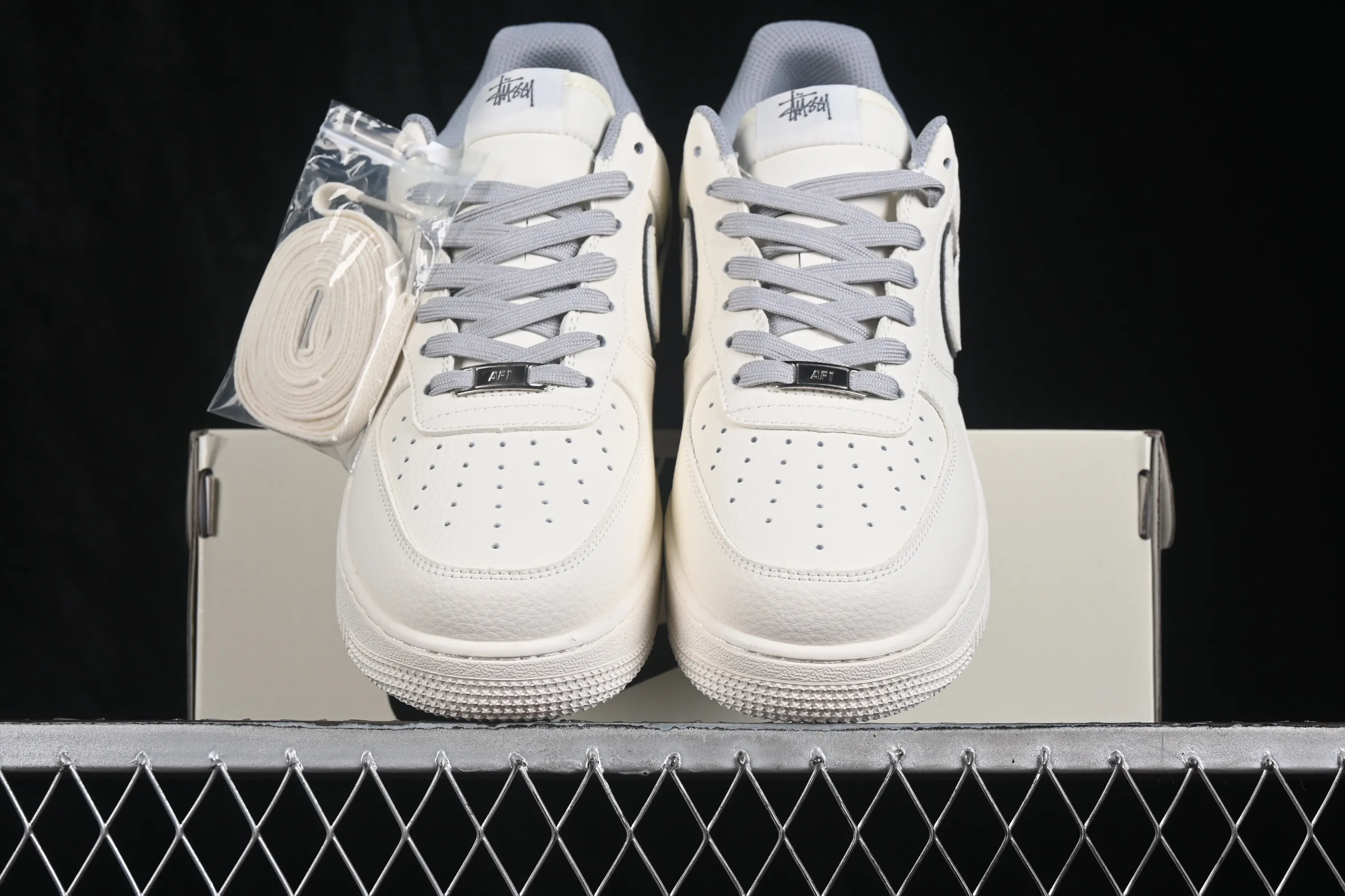 All categories Nk Air Force 1 Air Force series Nk Air Force 1 Low Air Force low-top Nike Air Force 1'07 Low joint model Air Force 1 low-top casual sneakers MM3399-828